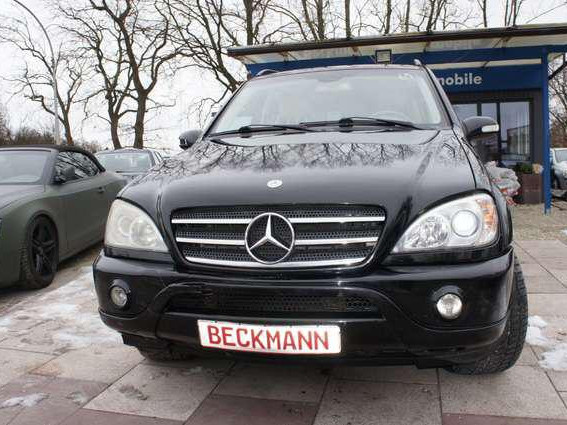 Mercedes-Benz M-Class, Carros, Bissau
