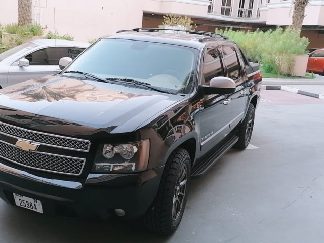 Chevrolet Avalanche, Carros, Bissau