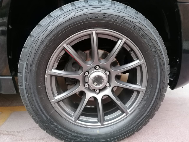 Chevrolet Avalanche, Carros, Bissau