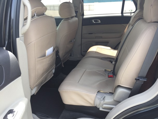 Ford Explorer, Carros, Bissau