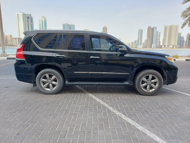 Lexus GX, Carros, Bissau