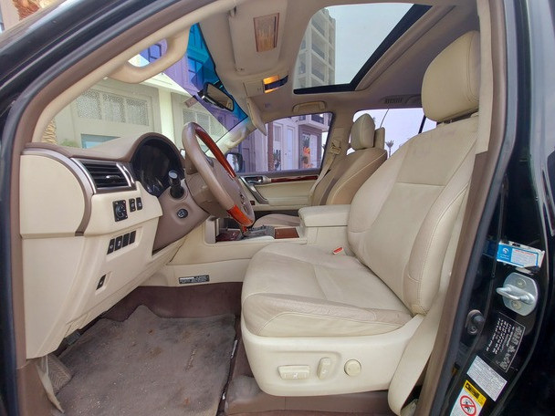 Lexus GX, Carros, Bissau