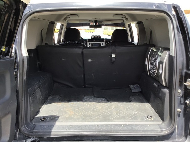 Toyota FJ Cruiser, Carros, Bissau