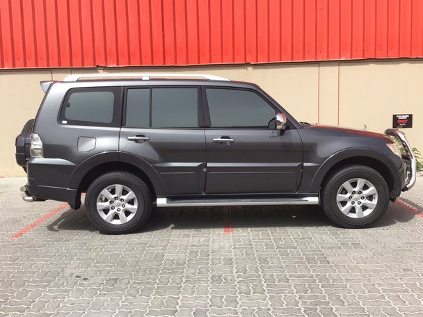 Mitsubishi Pajero, Carros, Bissau