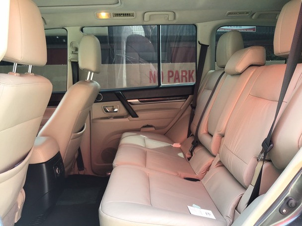 Mitsubishi Pajero, Carros, Bissau