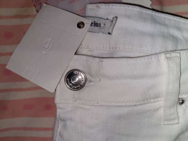 Calças de ganga brancas da Stradivarius novas, Roupa, Bissau