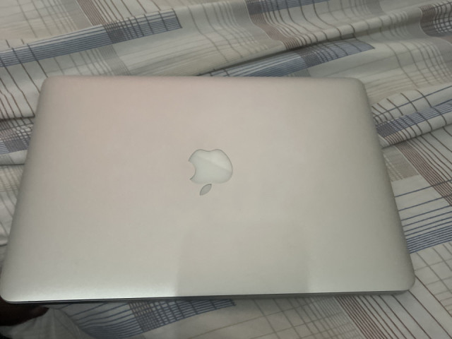 Apple MacBook Pro, Computadores - Laptops, Bissau