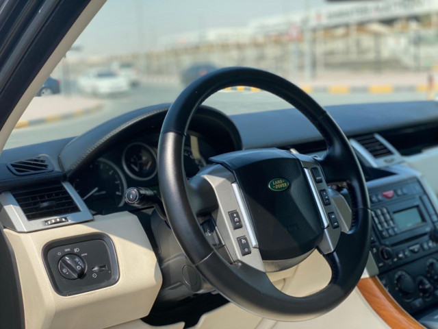 Range Rover Auto biografy, Carros, Bissau