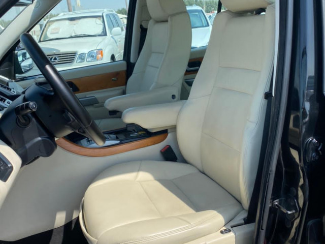Range Rover Auto biografy, Carros, Bissau