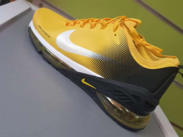 Air max, Calçado, Bissau