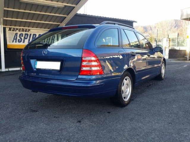 Mercedes Benz C-Class, Carros, Bissau