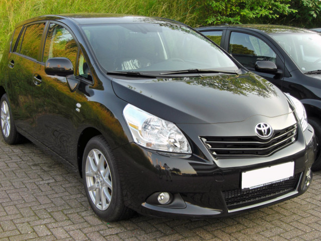 Toyota Corolla Verso, Carros, Bissau