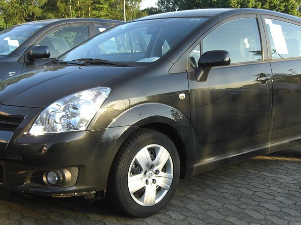 Toyota Corolla Verso, Carros, Bissau
