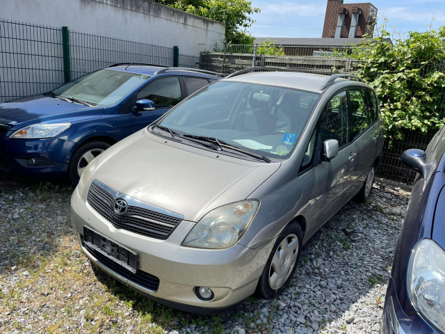 Toyota Corolla Verso, Carros, Bissau