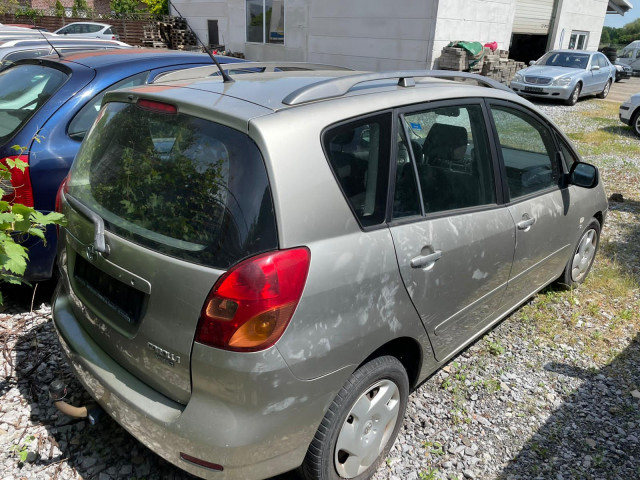 Toyota Corolla Verso, Carros, Bissau