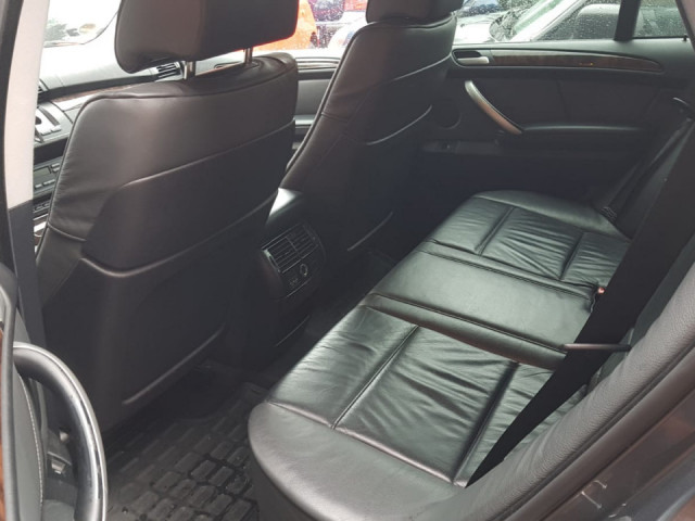 BMW X Series, Carros, Bissau
