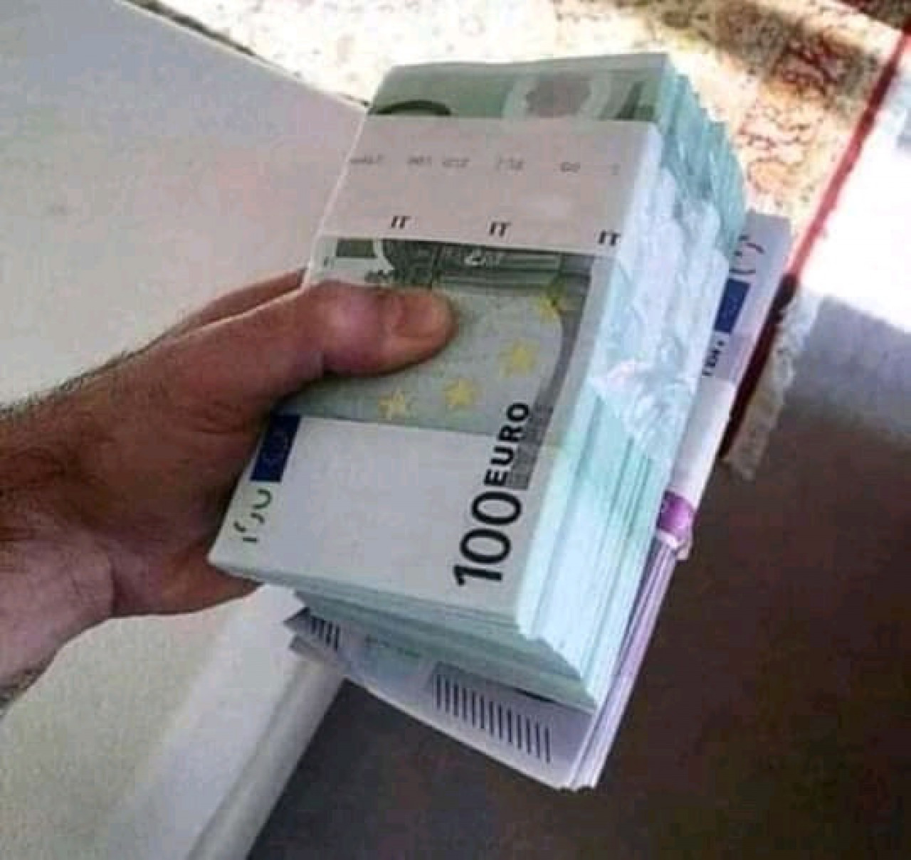 SAFIR ZENIQ, Outro para Negócios, Bissau