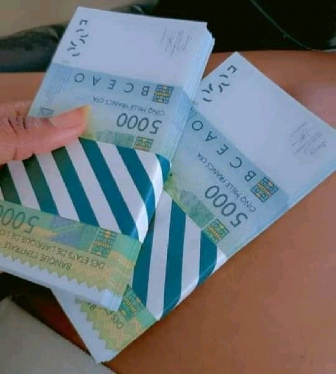 SAFIR ZENIQ, Outro para Negócios, Bissau