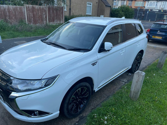 Mitsubishi Autlander 2020 híbridos, Carros, Bissau