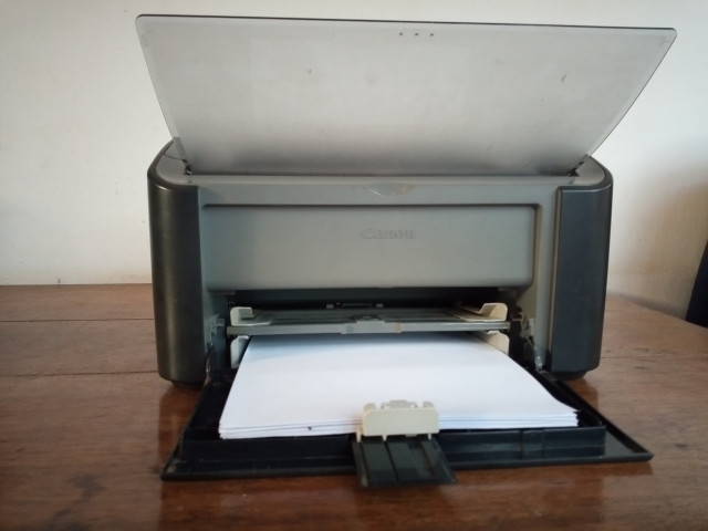 Vende-se impressora Laser, Eletrônicos para Escritório, Bissau