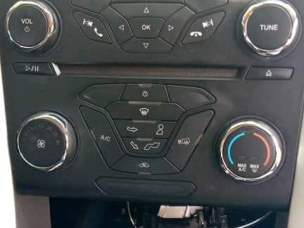 FORD Mondeo Vignale, Carros, Bissau