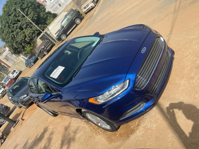 Ford Fusion, Carros, Bissau