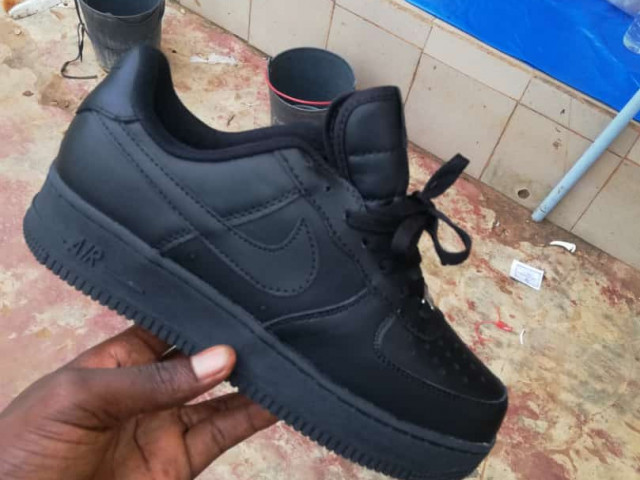 Nike Air force, Calçado, Bissau