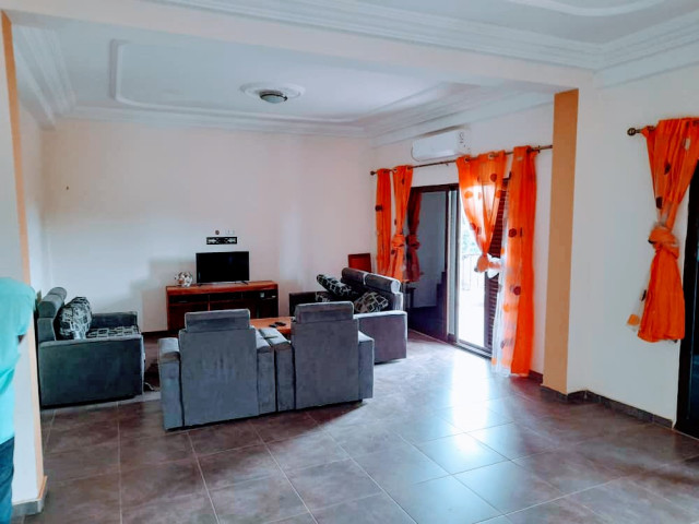 Casas e apartamentos diferentes, Apartamentos, Bissau