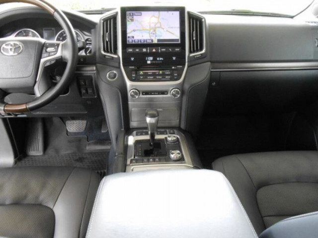Toyota Land Cruiser, Carros, Bissau
