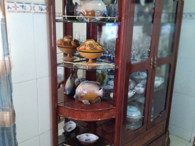 Armário envidraçado, Armários - Aparadores, Bissau