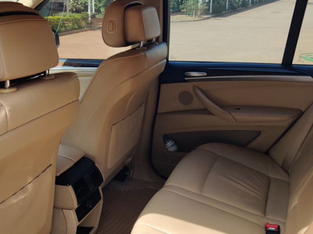 BMW X5, Carros, Bissau