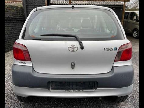 Toyota Yaris, Carros, Bissau