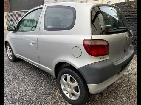 Toyota Yaris, Carros, Bissau