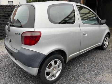 Toyota Yaris, Carros, Bissau
