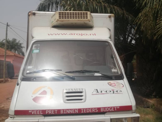 Renault Messenger, Camiões - Autocarros, Bissau