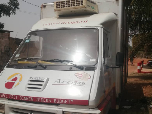 Renault Messenger, Camiões - Autocarros, Bissau