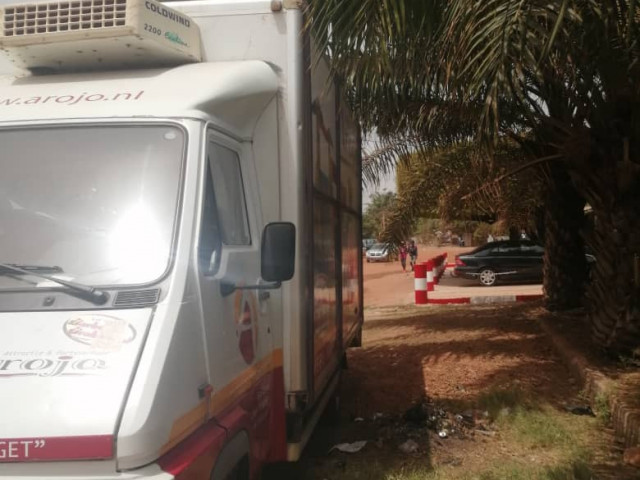 Renault Messenger, Camiões - Autocarros, Bissau