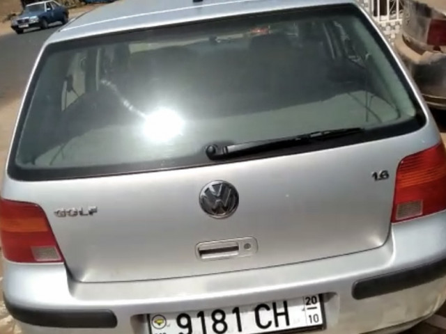 Volkswagen Golf, Carros, Bissau