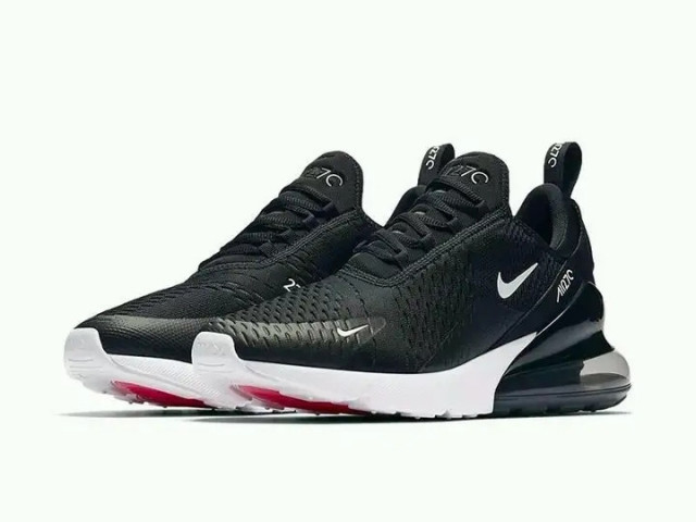 Nike 270, Calçado, Bissau