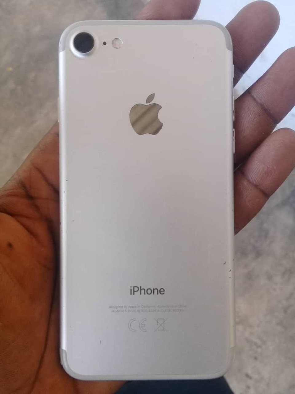Apple iPhone 7, Telemóveis, Bissau