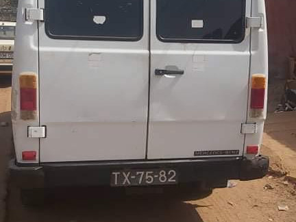 Mercedes-Benz TN, Camiões - Autocarros, Bissau