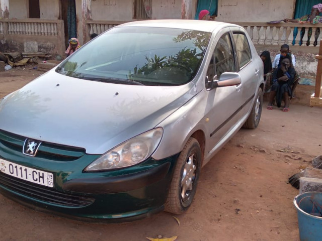 Peugeot 307, Carros, Bissau
