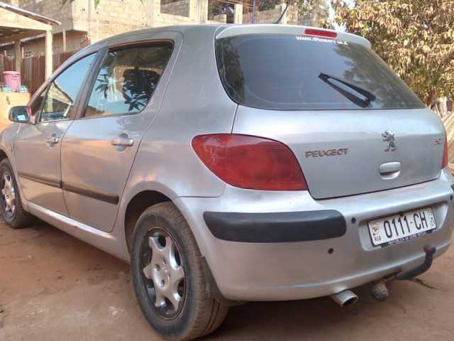 Peugeot 307, Carros, Bissau