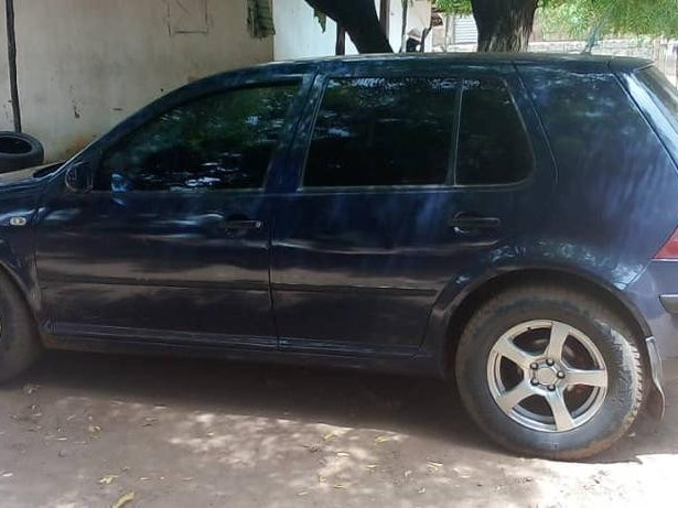 Volkswagen Golf, Carros, Bissau