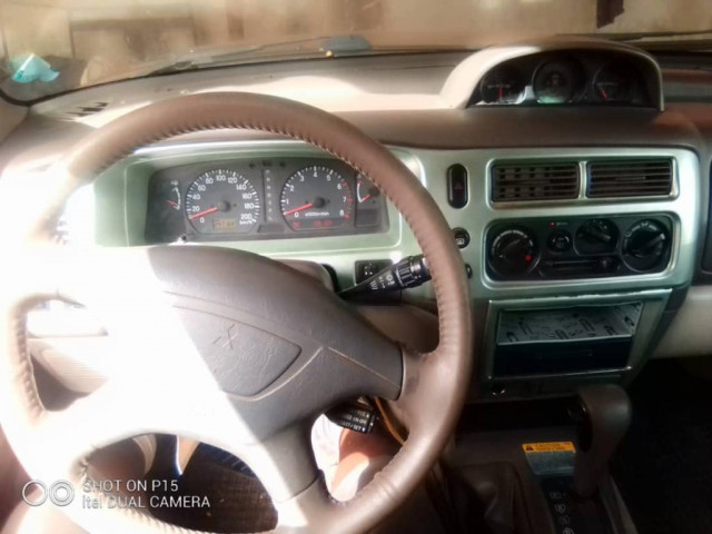 Mitsubishi Pajero, Carros, Bissau