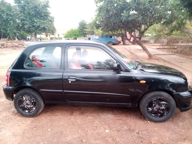 Nissan Micra, Carros, Bissau