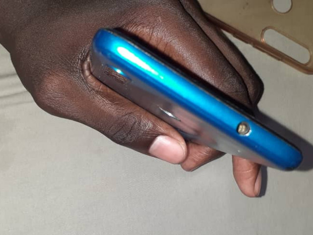 Alcatel 5030D, Telemóveis, Bissau