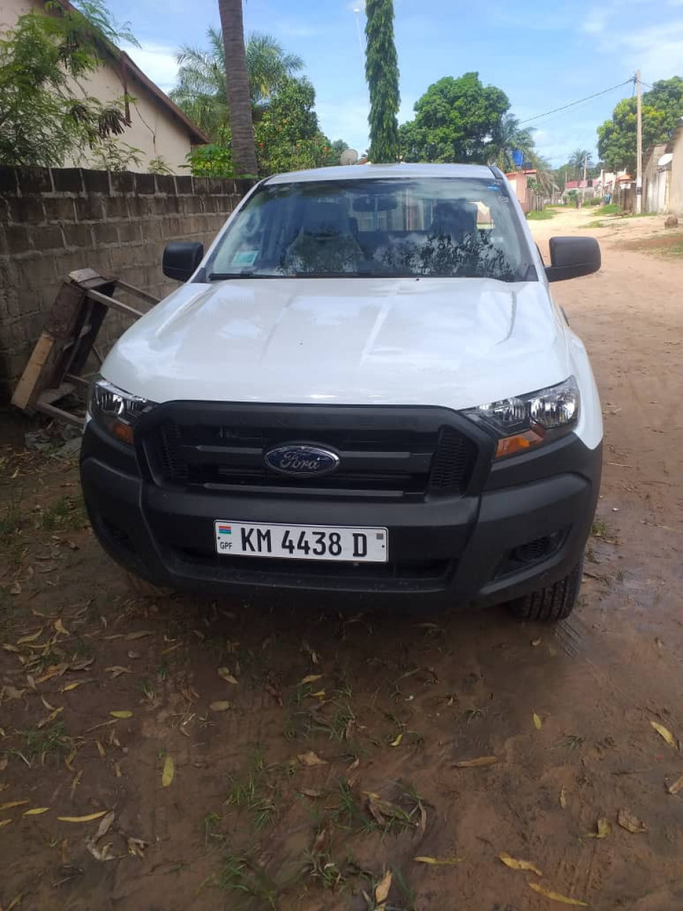 Ford Ranger, Carros, Bissau