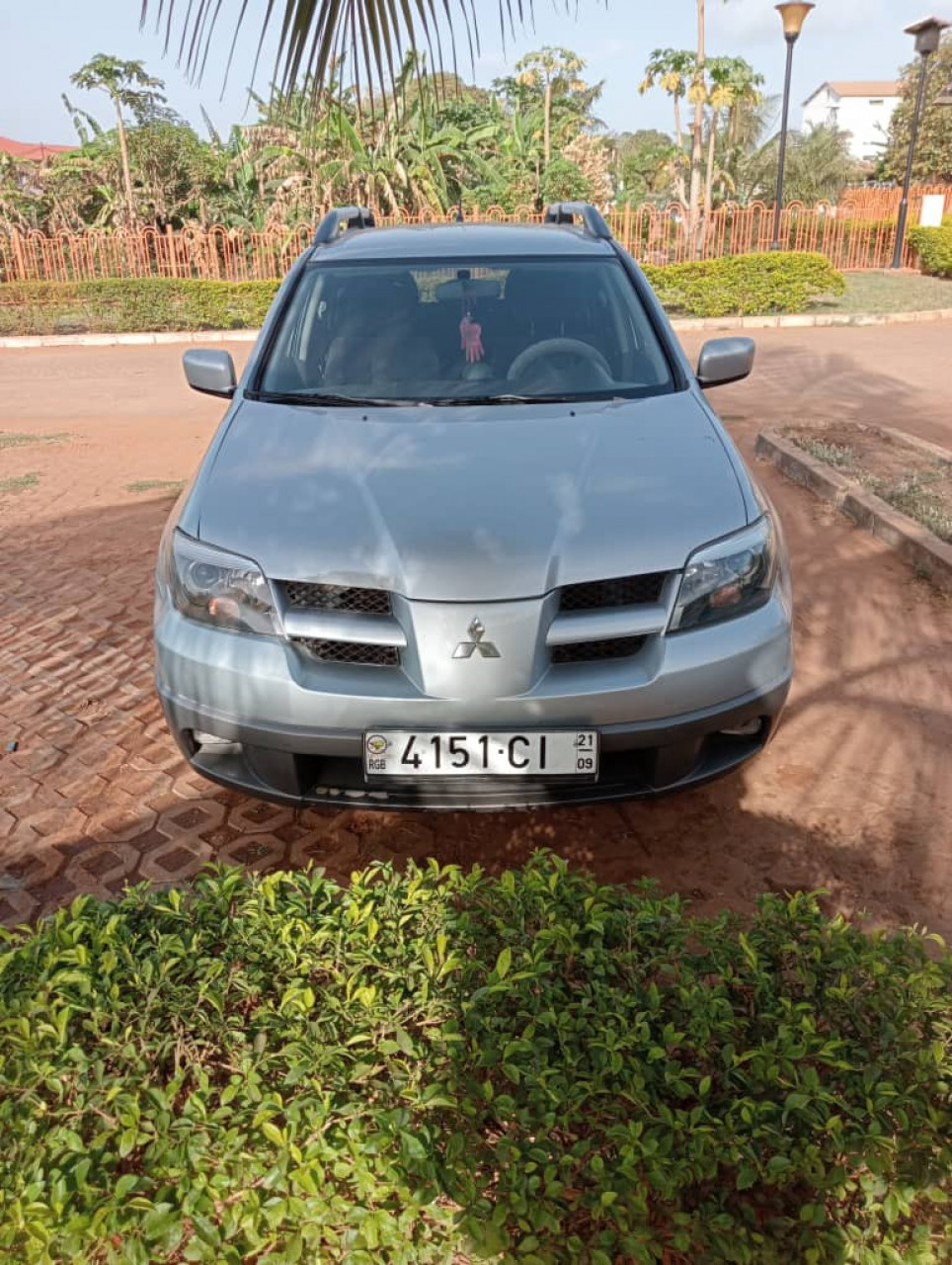 Mitsubishi Outlander, Carros, Bissau