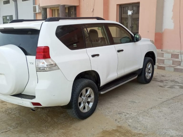 Land Cruiser Prado, Carros, Bissau